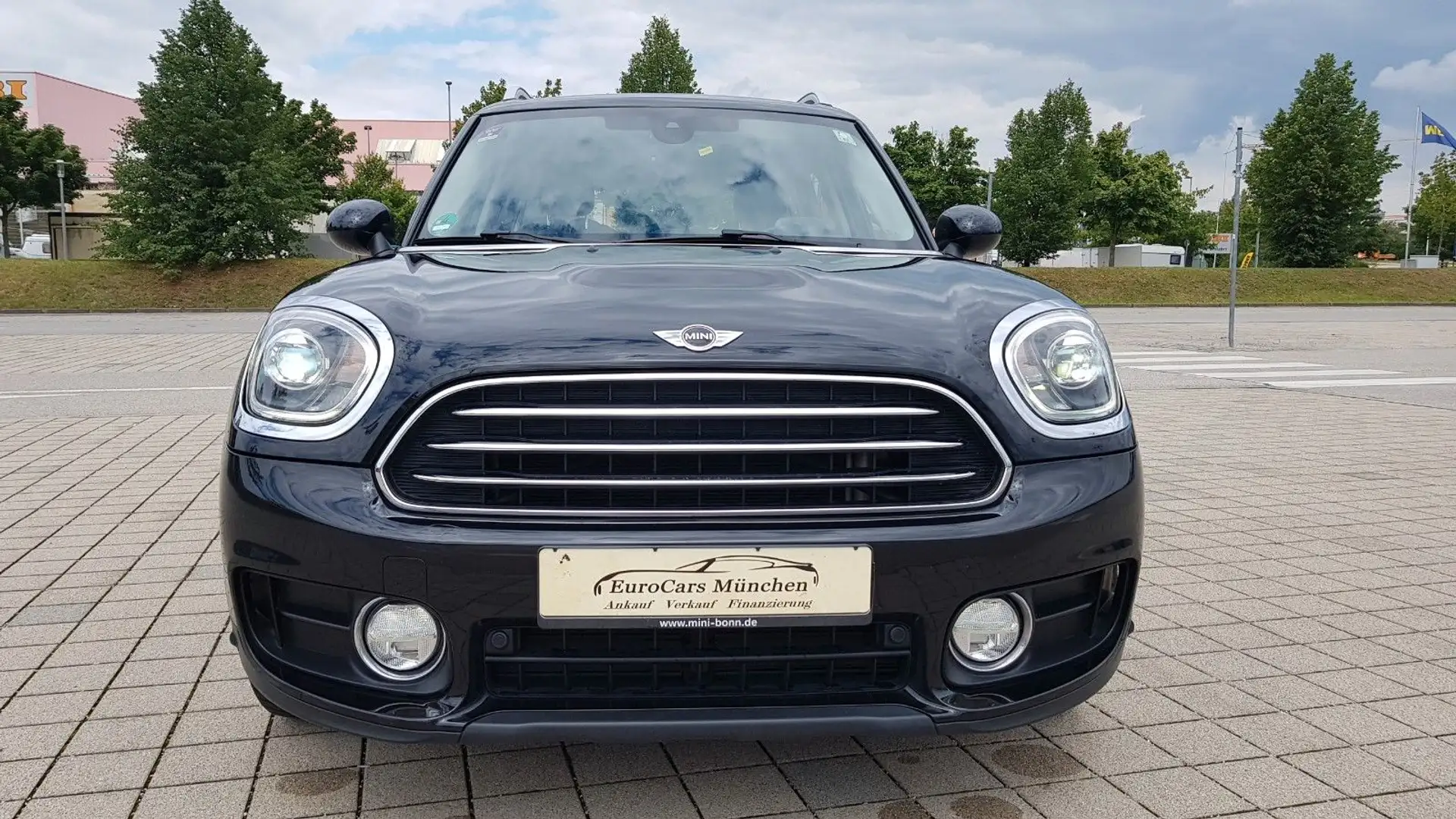 MINI Cooper Countryman ALL4 ~LED ~HUD ~AHK ~Navi ~PDC Schwarz - 2