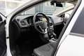 Volvo V40 Cross Country 1.5 T3 Nordic+ |120.747km Org NL Auto| LED/Navi/St Wit - thumbnail 2
