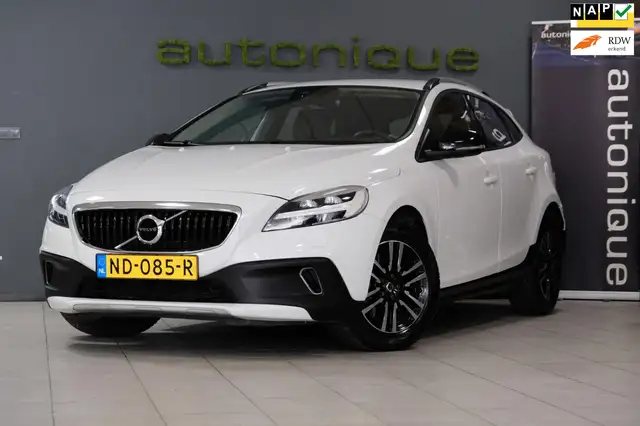 Volvo V40 Cross Country 1.5 T3 Nordic+ |120.747km Org NL Auto| LED/Navi/St