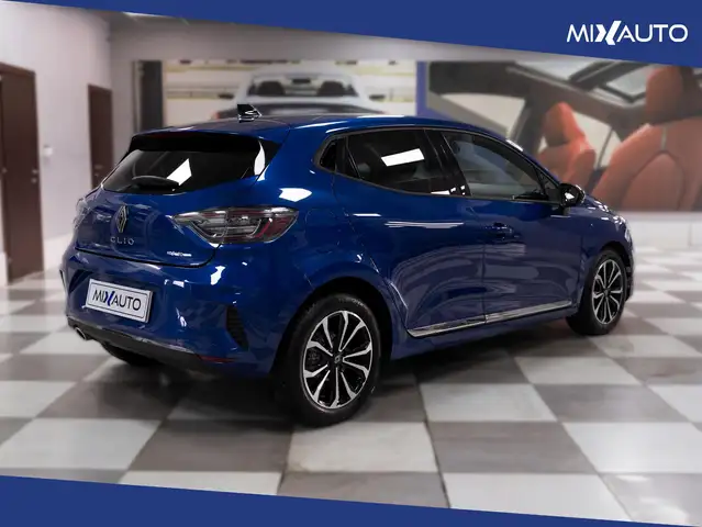 Renault Clio view 5