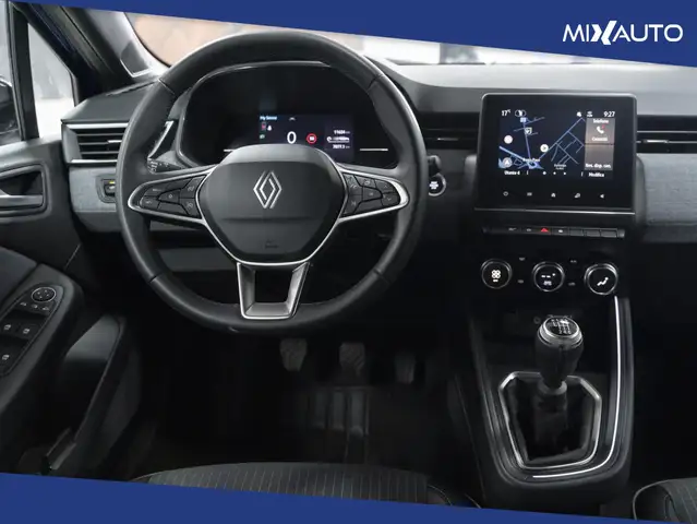 Renault Clio view 11
