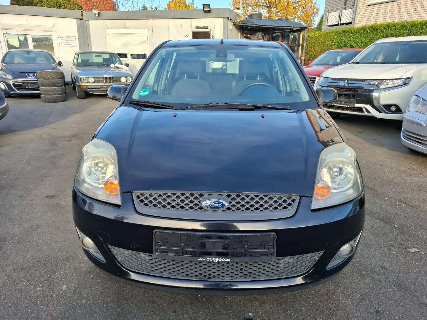 Ford Fiesta Connection Tüv Neu Gepflegt Schwarz - 2