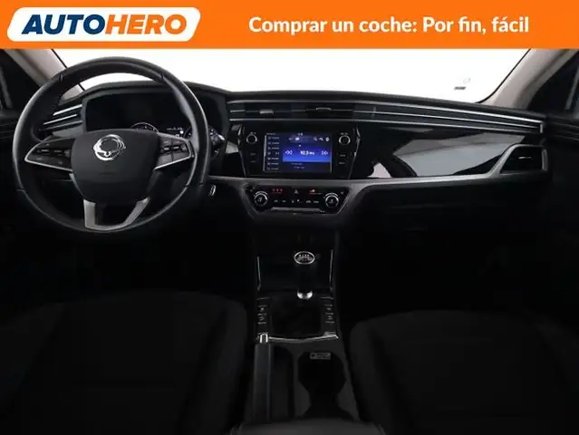 KGM Korando view 13
