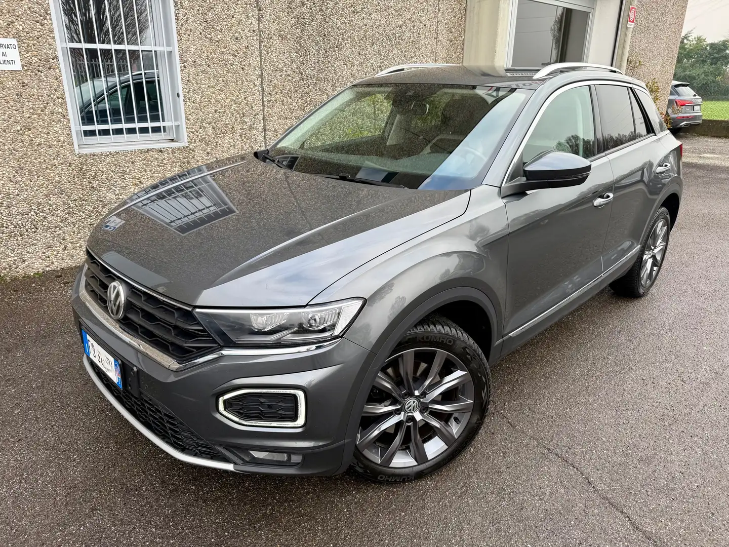 Volkswagen T-Roc 1.5 tsi Advanced "VIRTUAL"RADAR"FULL LED" Gris - 2