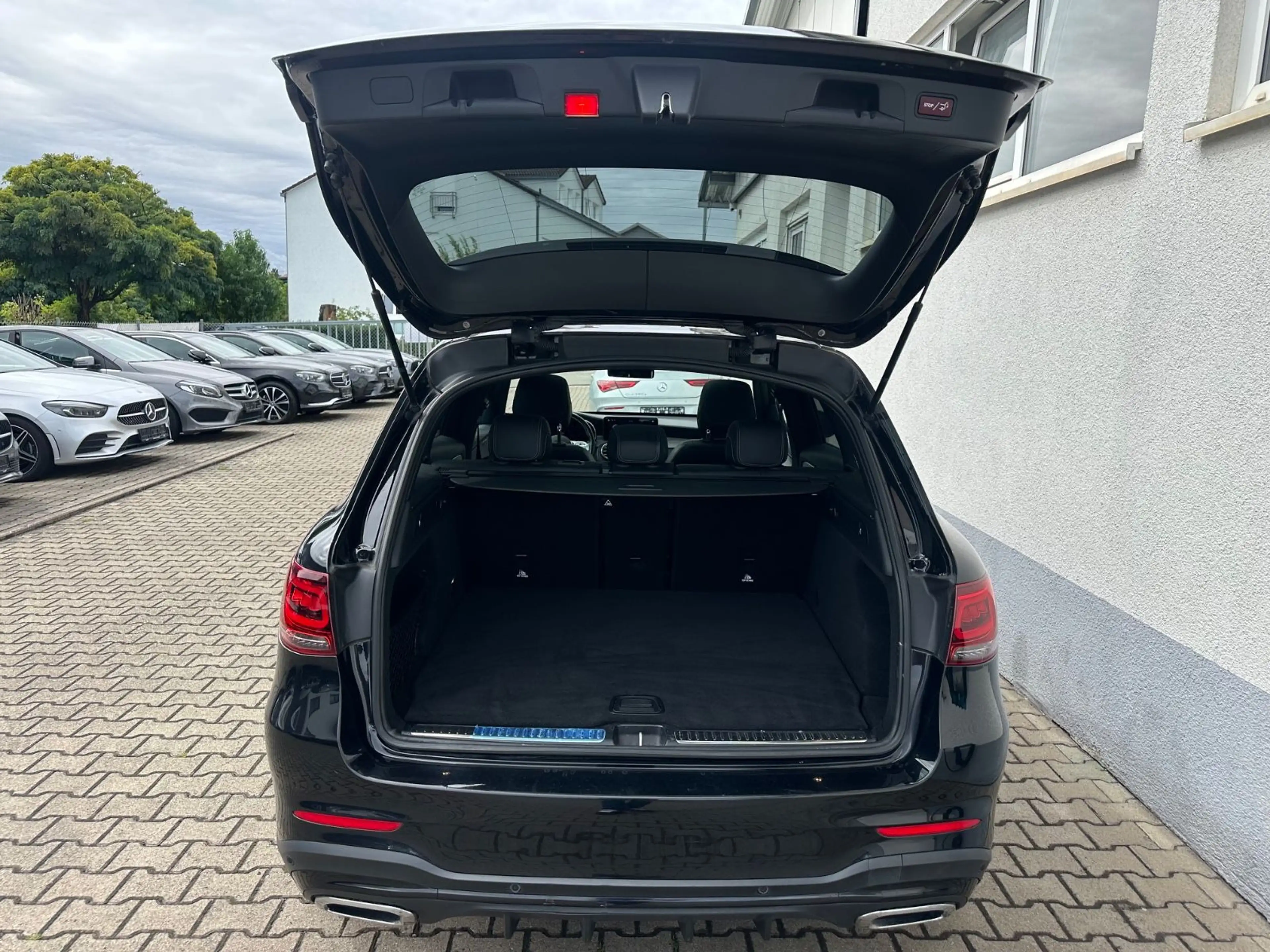Mercedes-Benz GLC 220 d 4Matic AMG Panorama/Digi-Display/ Night — photo 13