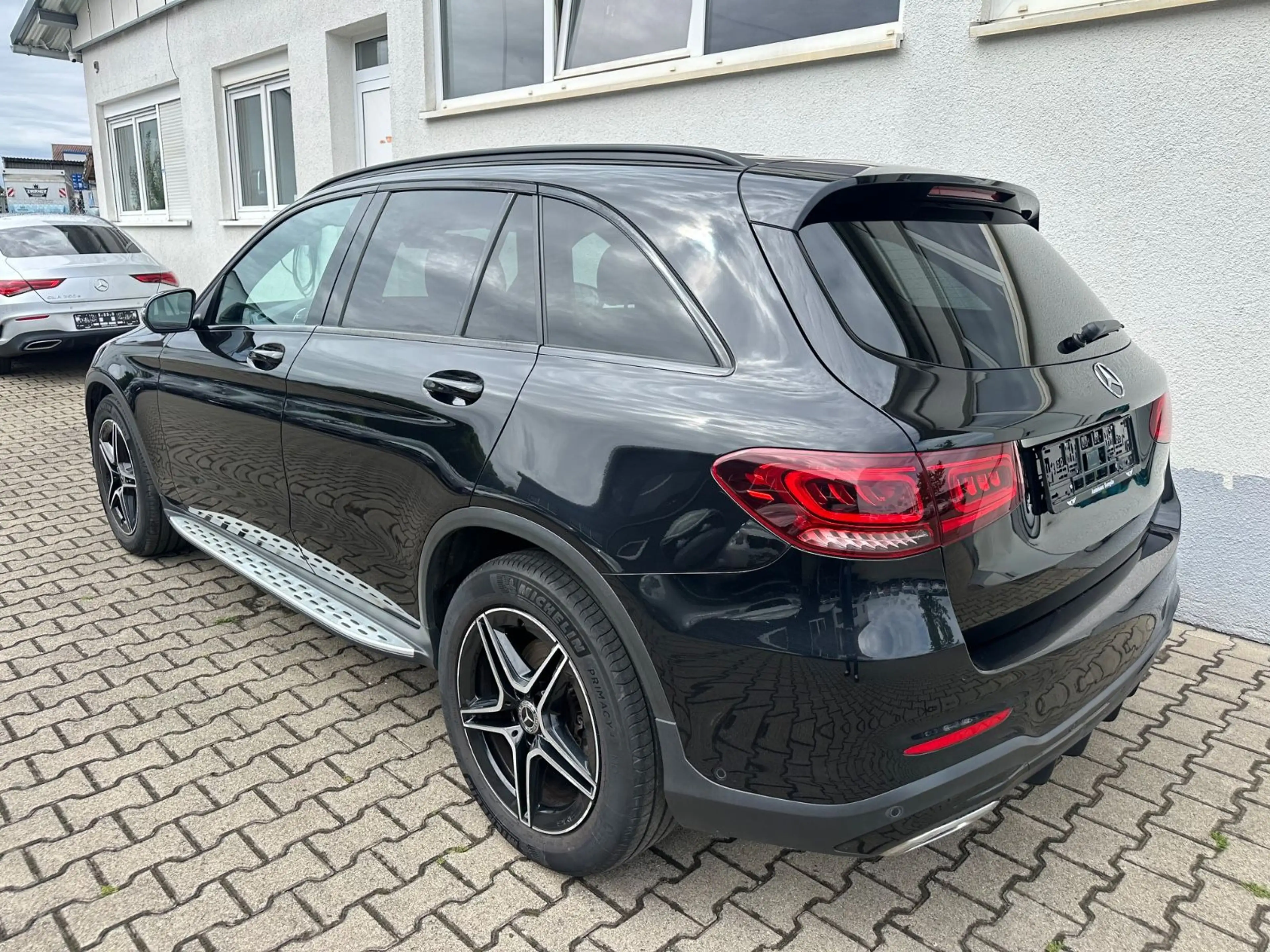 Mercedes-Benz GLC 220 d 4Matic AMG Panorama/Digi-Display/ Night — photo 11