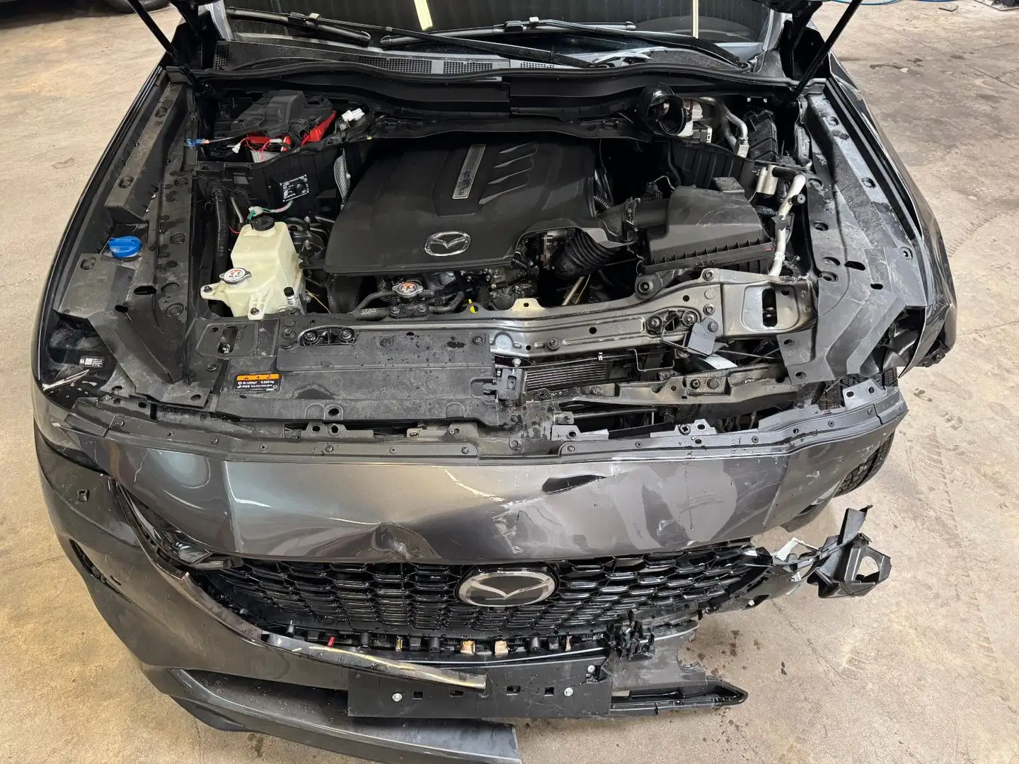 Mazda CX-80 Homura Hybrid AWD Grau - 2