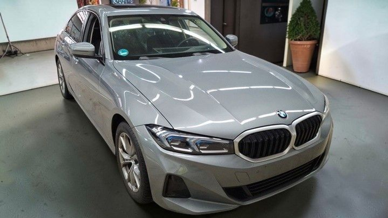 BMW 320 d xDrive Limo ADAPTIV LED*STHZ*HEADUP*RÜCKKAM