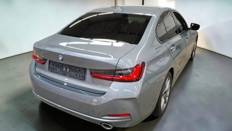 BMW 320 d xDrive Limo ADAPTIV LED*STHZ*HEADUP*RÜCKKAM — photo 3