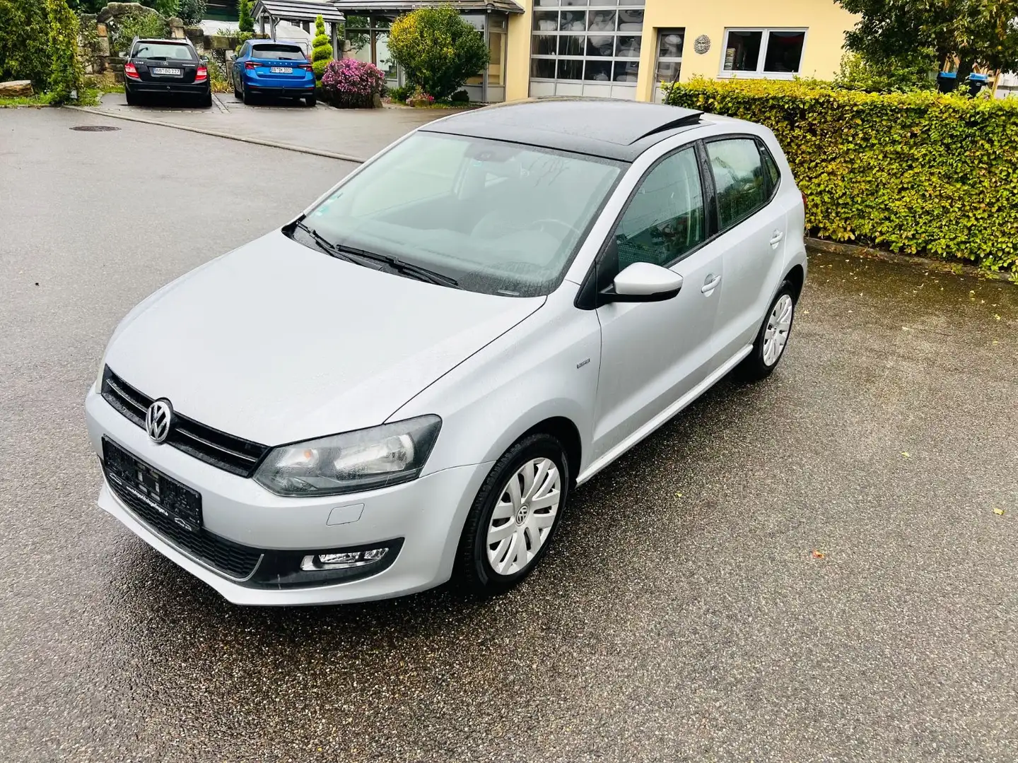 Volkswagen Polo V Life*DSG*AUTOMATIK*PANO*SITZHZG*1.HD* Argent - 2