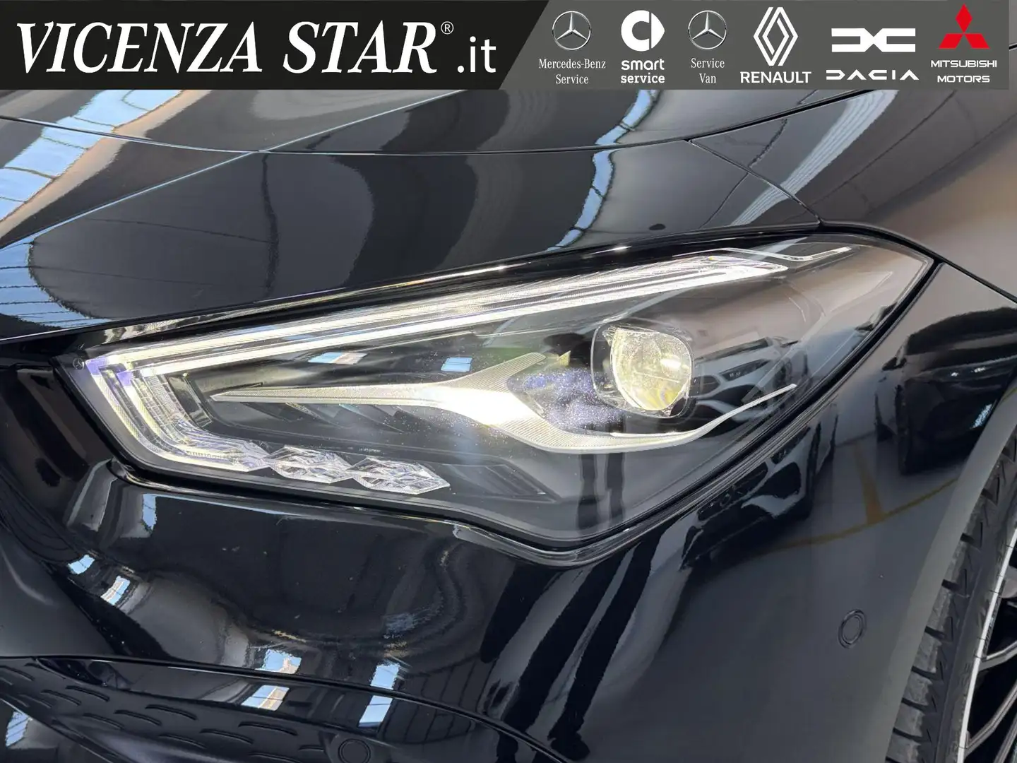 Mercedes-Benz CLA 200 MHV COUPÉ AMG PREMIUM Nero - 2