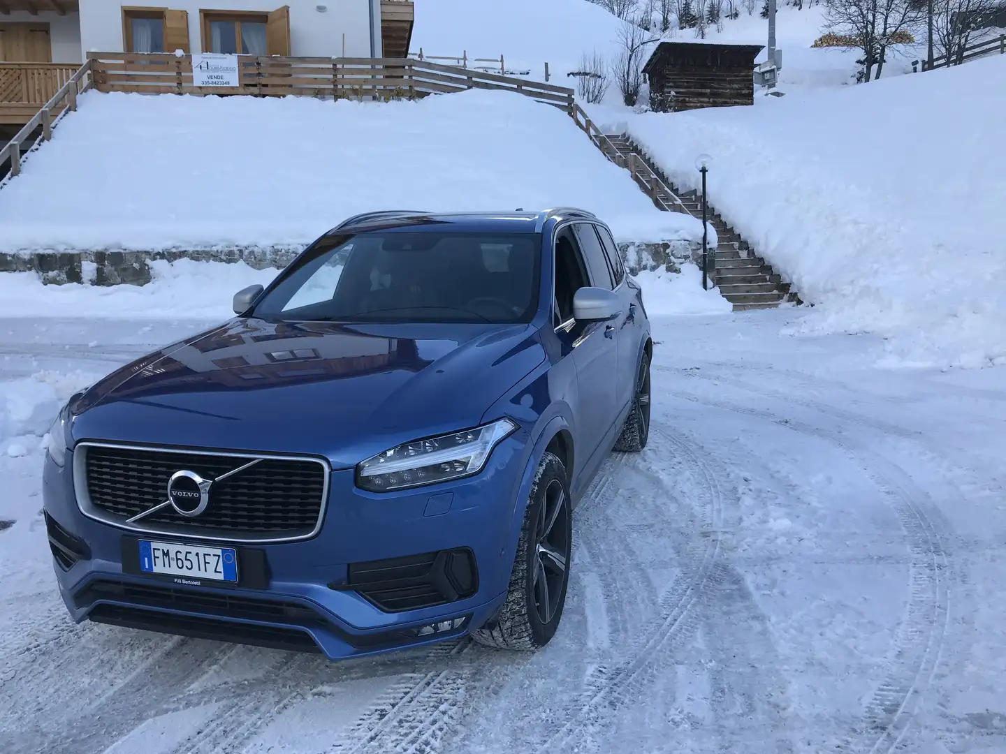 Volvo XC90 2.0 D5 R Design - 1