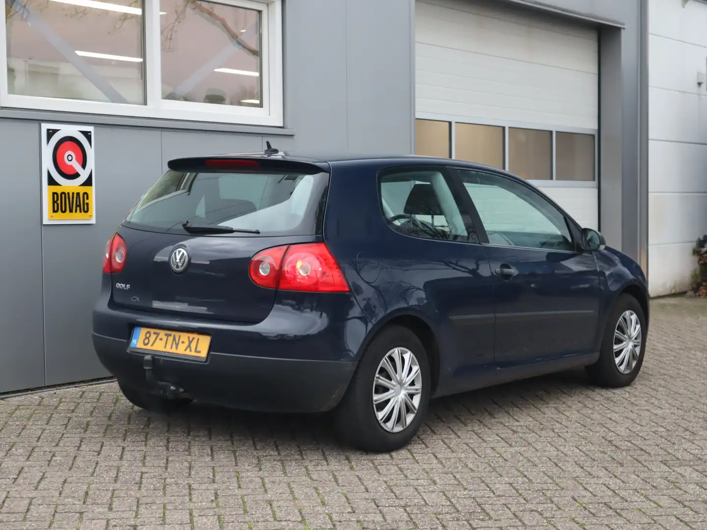 Volkswagen Golf 1.6 Trendline Blauw - 2