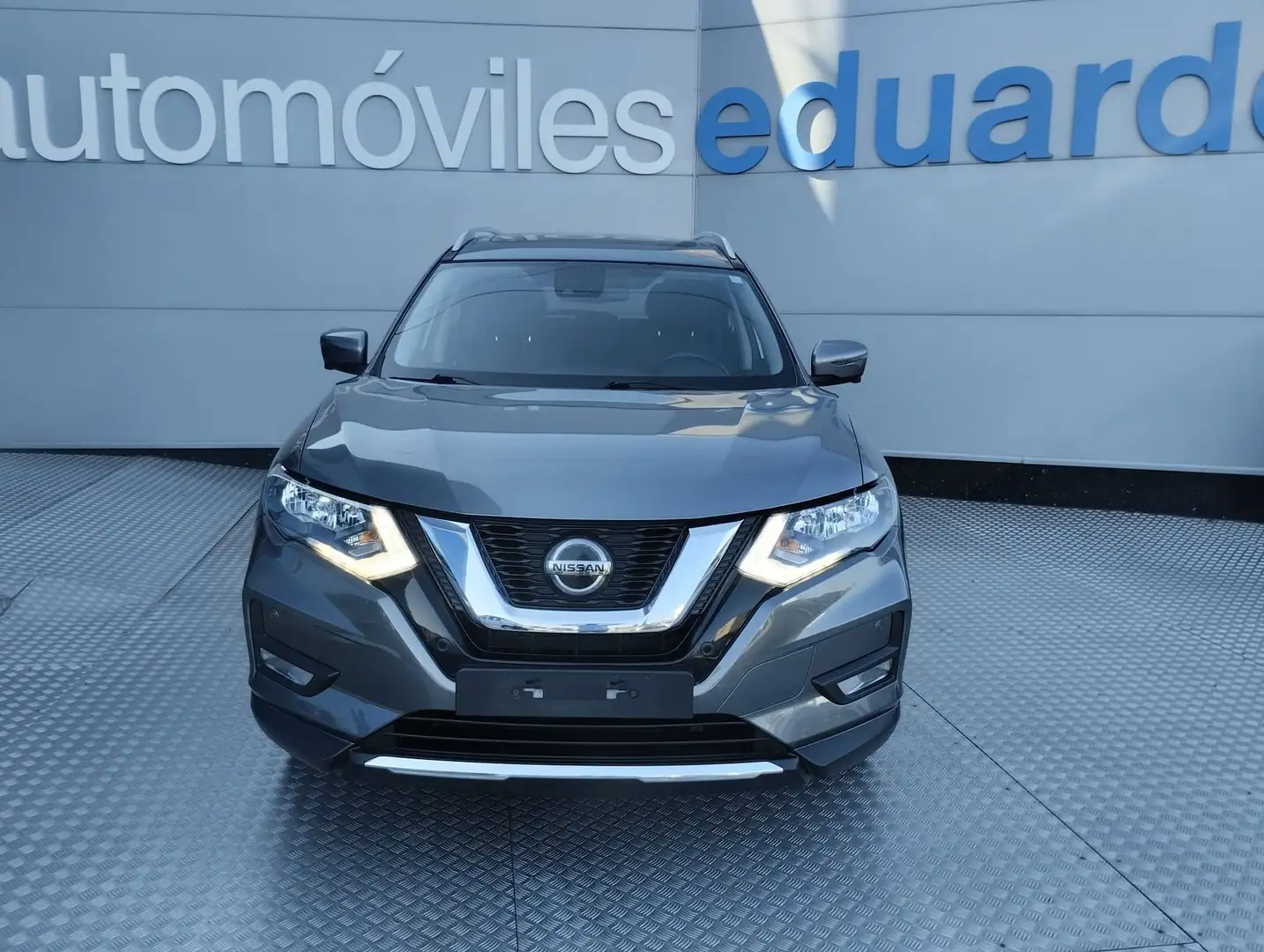 Nissan X-Trail 1.7 dCi N-Connecta 4x4-i CVT 7 pl. Plateado - 2