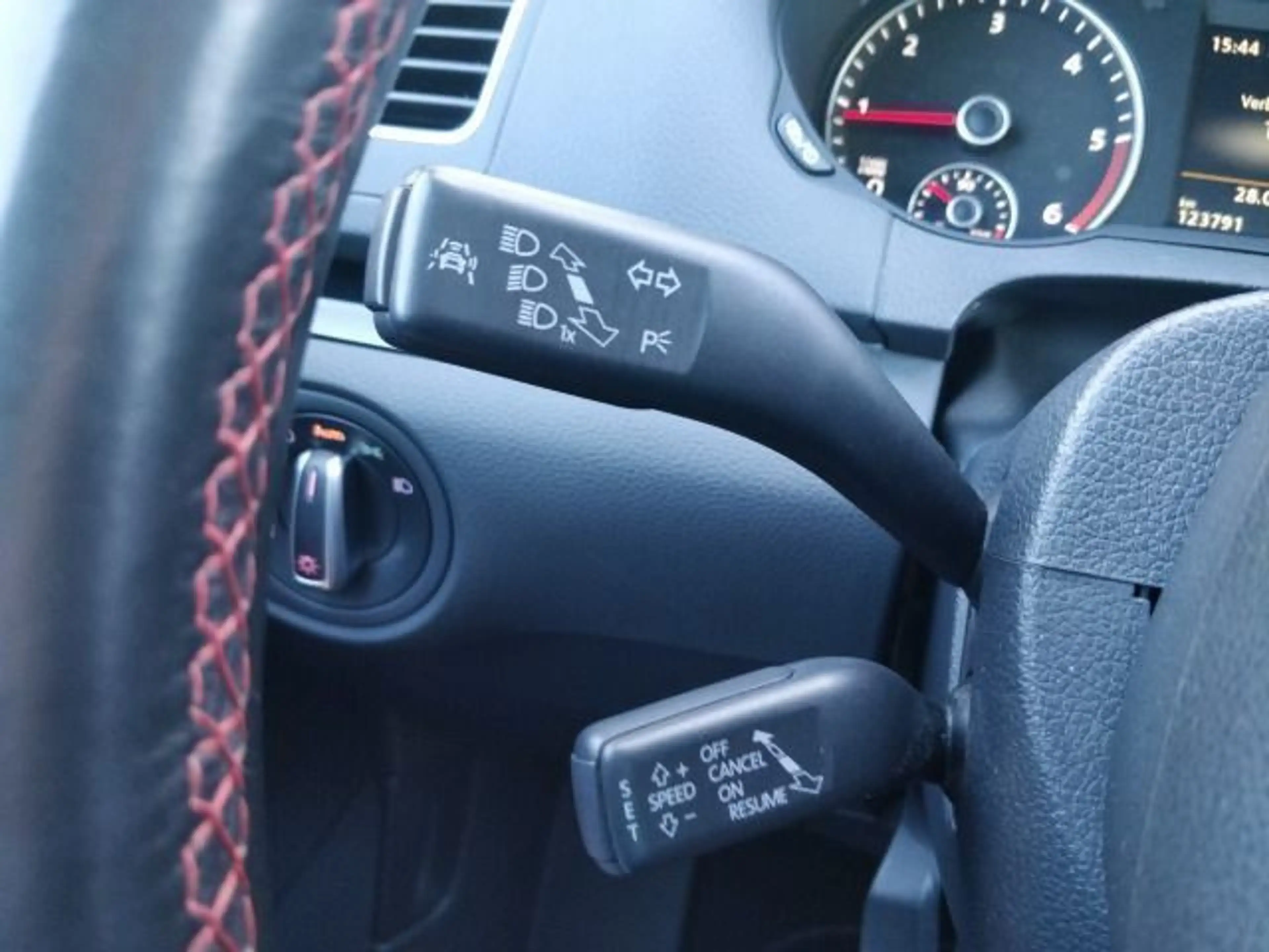 SEAT Alhambra 2.0 TDI FR-Line 177PS PANO 7SITZ LEDER — photo 23