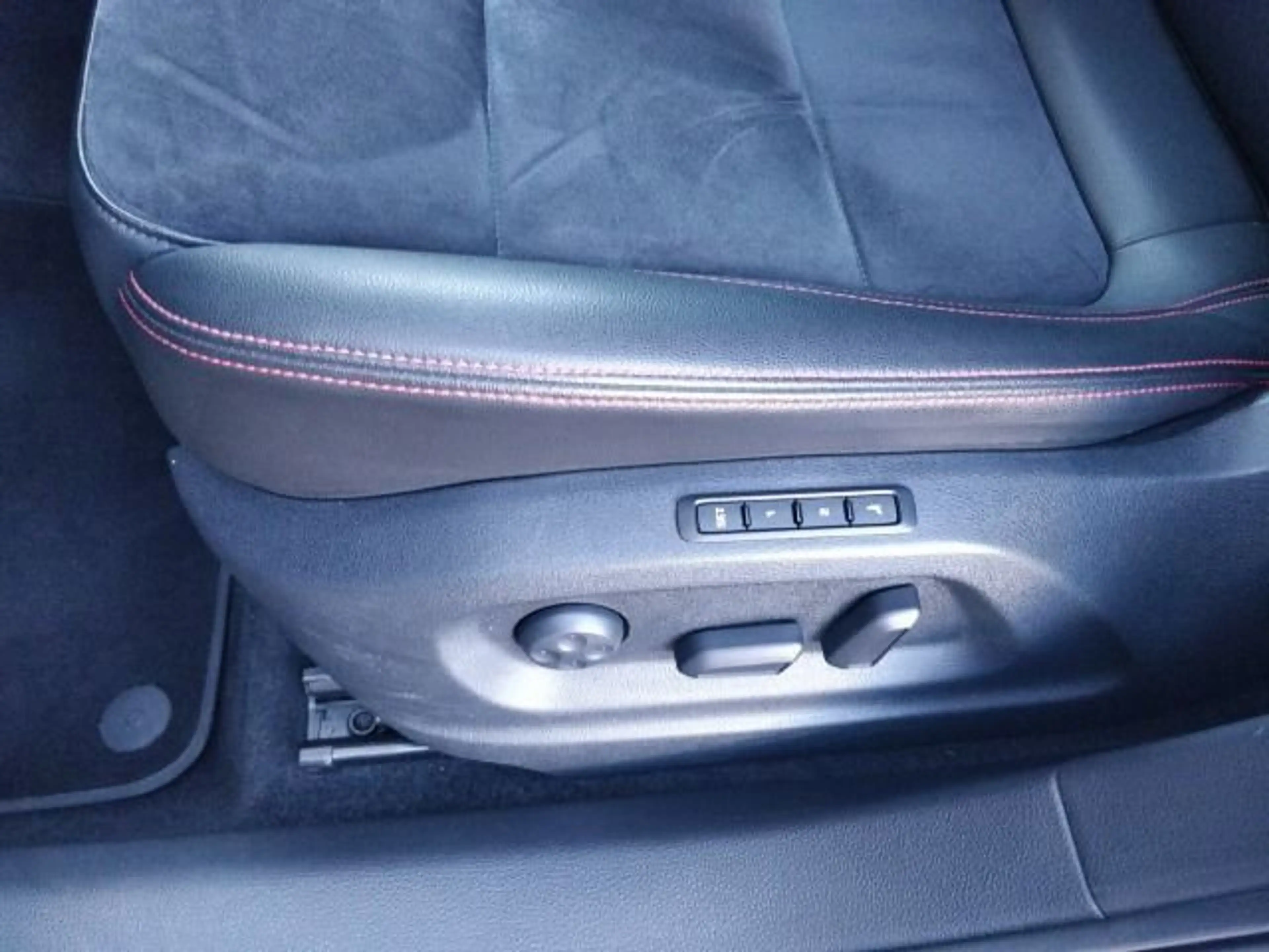 SEAT Alhambra 2.0 TDI FR-Line 177PS PANO 7SITZ LEDER — photo 10