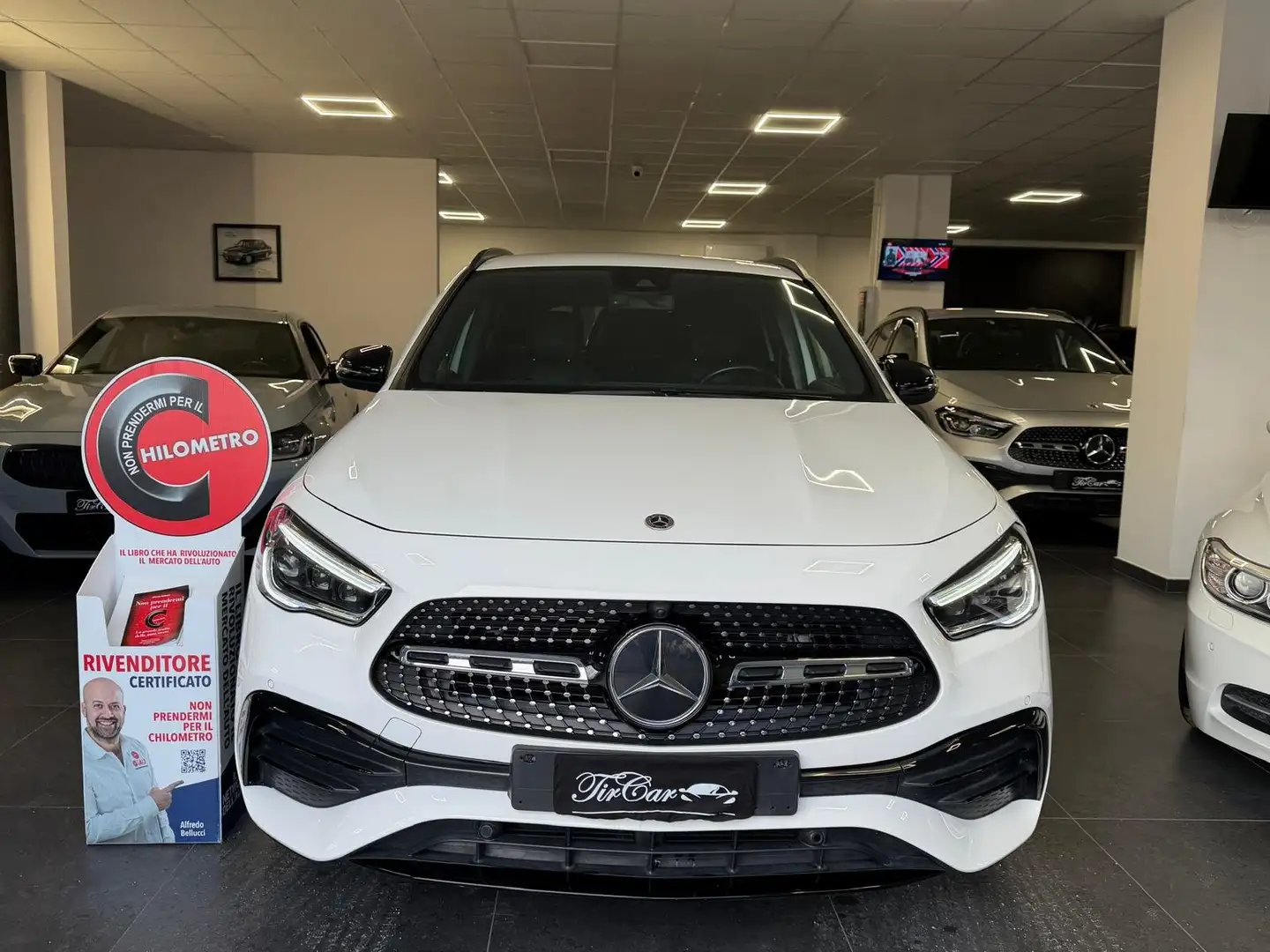 Mercedes-Benz GLA 200 GLA-H247 2020 d Premium auto Bianco - 2