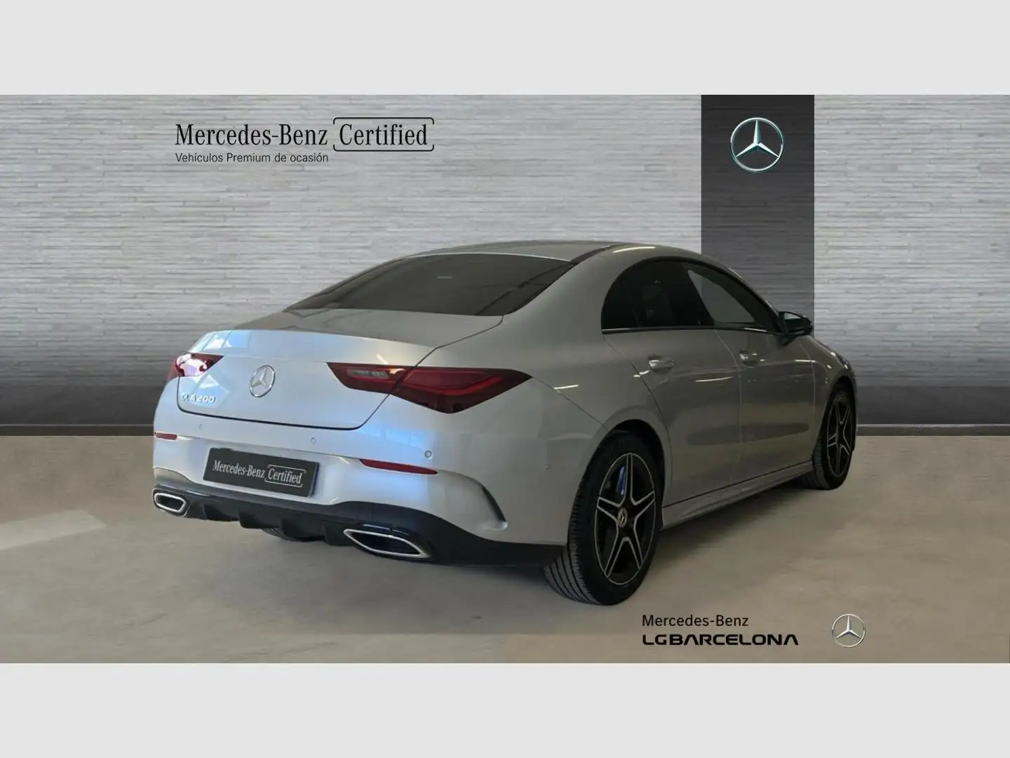 Mercedes-Benz CLA 200 Silber - 2