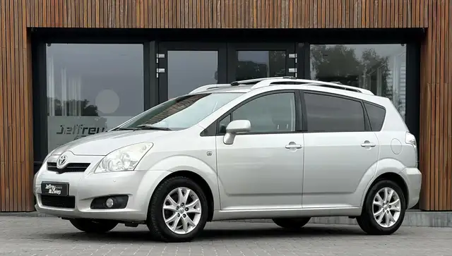 Toyota Verso 1.6 VVT-i Sol zeer scherp geprijsd!!! cruise/licht