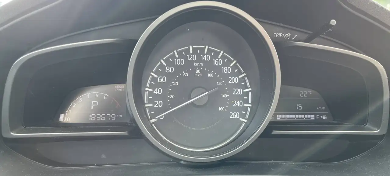 Mazda 3 снимка Mazda 3
