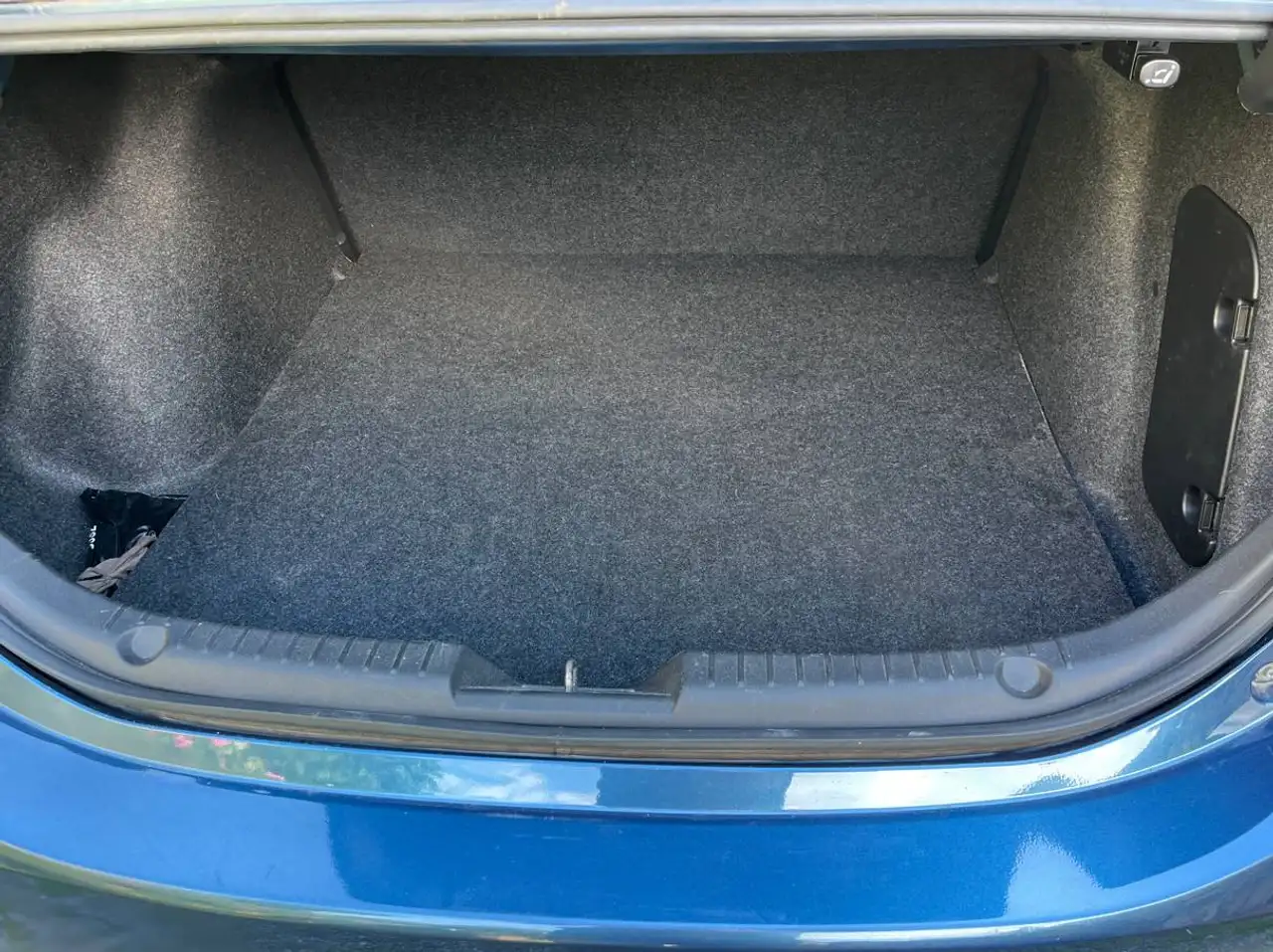 Mazda 3 снимка Mazda 3
