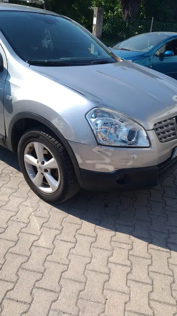 Nissan Qashqai 1.6 visia - 1
