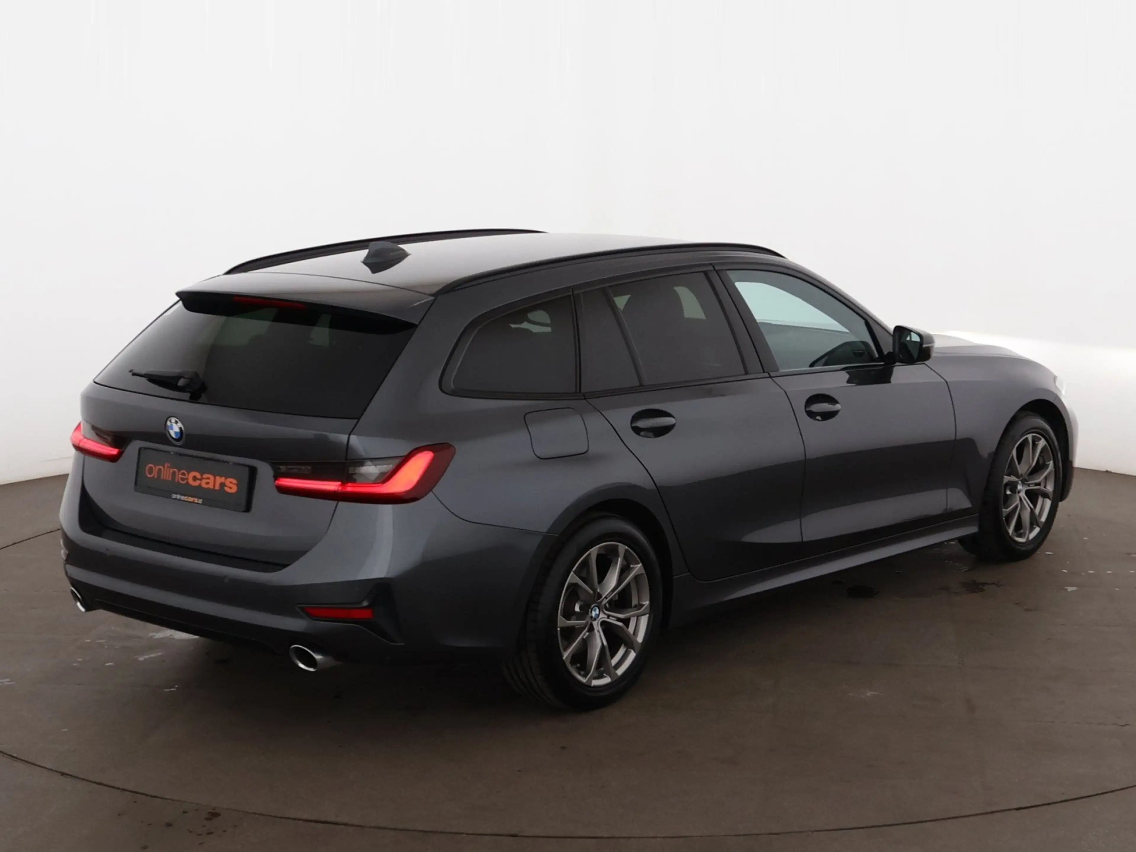 BMW 320 d xDrive Touring Sport Aut LED NAVI LEDER — photo 10