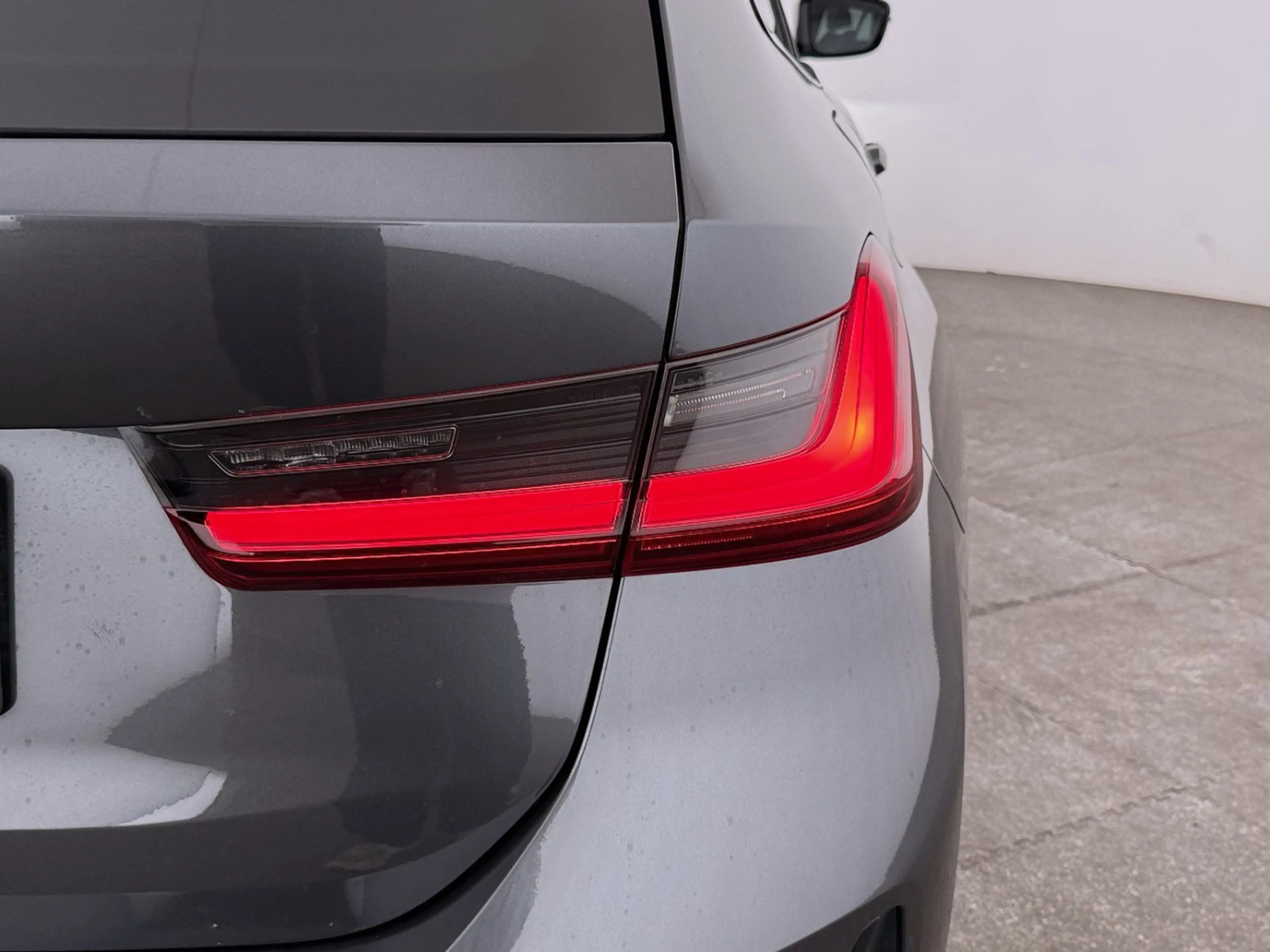 BMW 320 d xDrive Touring Sport Aut LED NAVI LEDER — photo 13