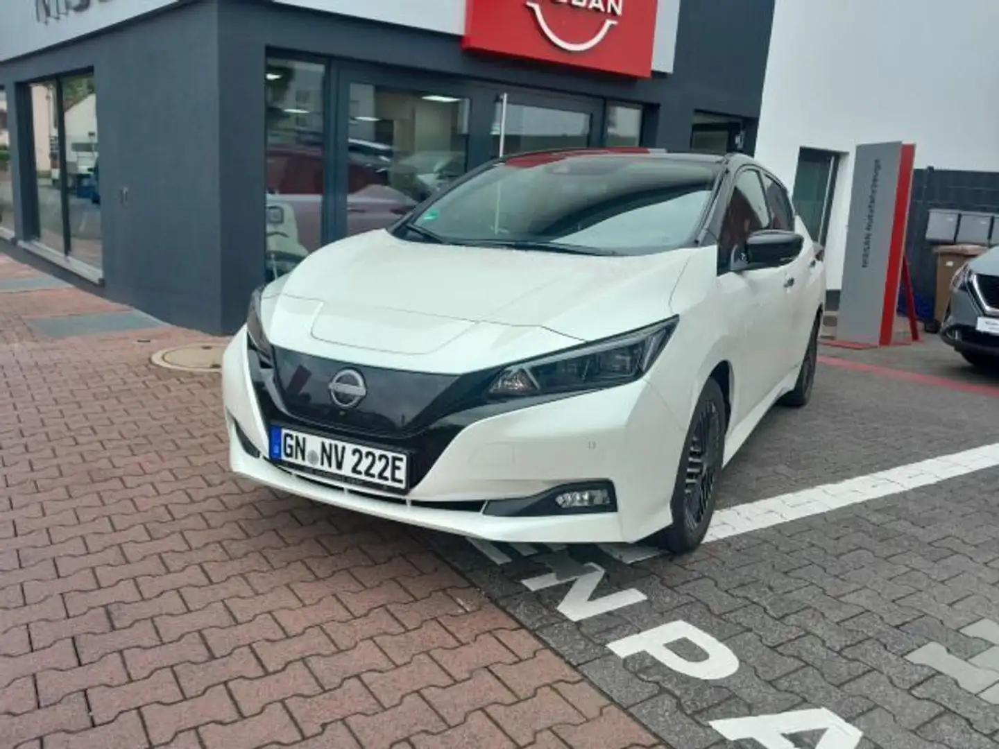 Nissan Leaf N-Connecta*150PS*NAVI*360°KAMERA Weiß - 2