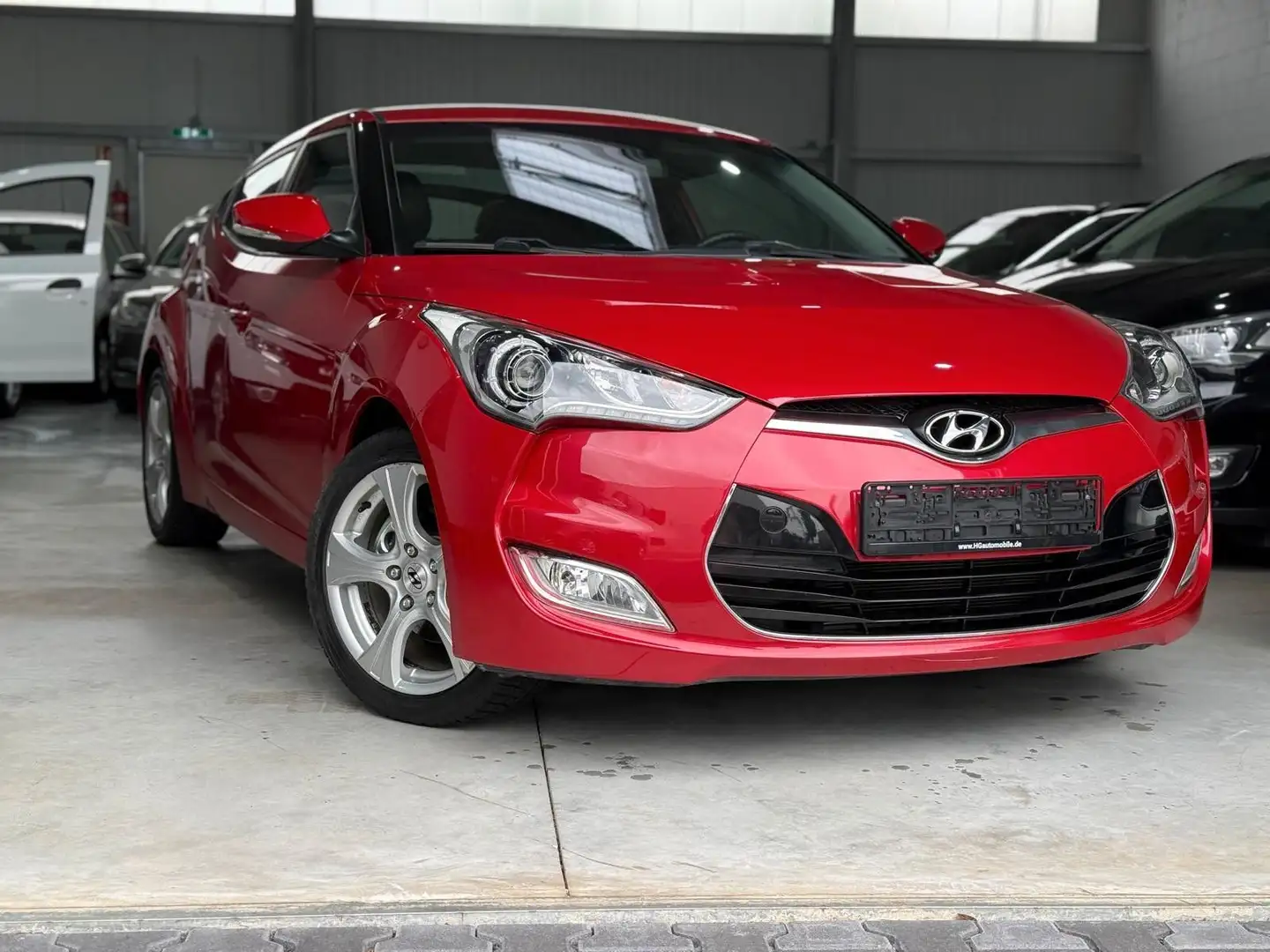 Hyundai VELOSTER Premium 1Hand Leder Navi SHZ Rood - 2