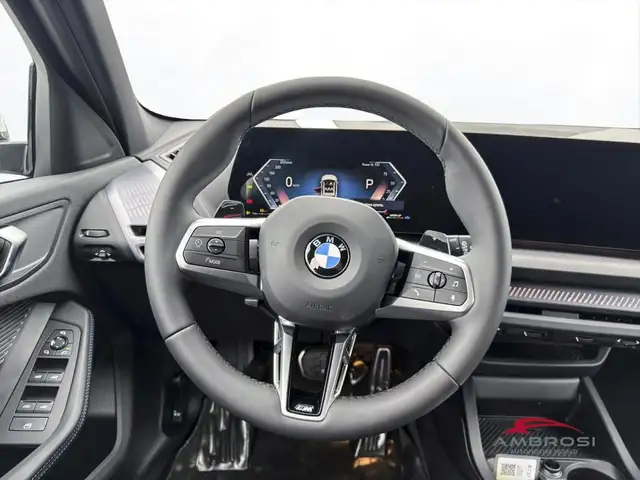 BMW 1 Series view 8
