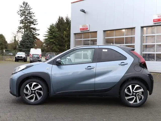 Toyota Aygo X view 3