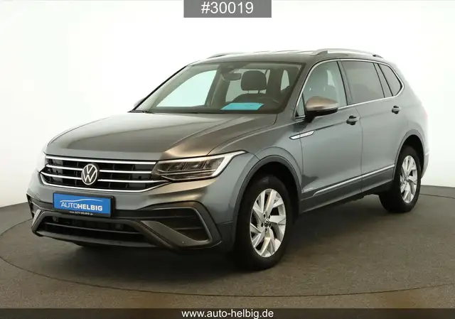 Volkswagen Tiguan Allspace Tiguan Allspace 2.0 TDI Life #7-Sitzer#AHK#LED#