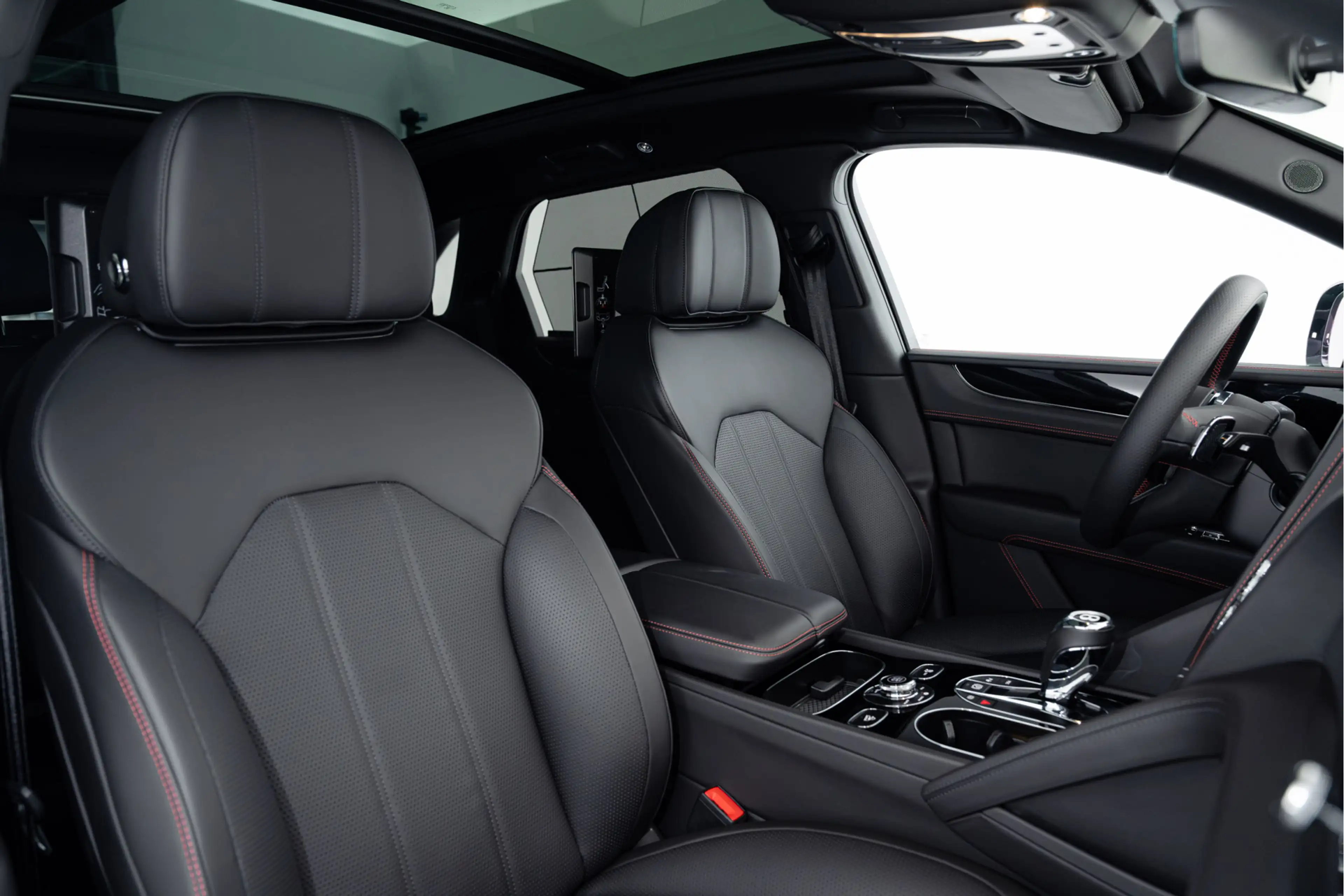 Bentley Bentayga S MY2023 — photo 8
