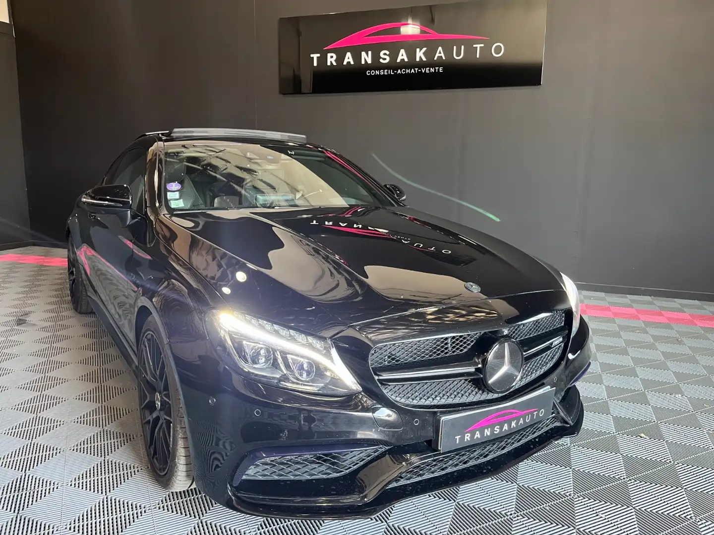 Mercedes-Benz Schwarz - 2