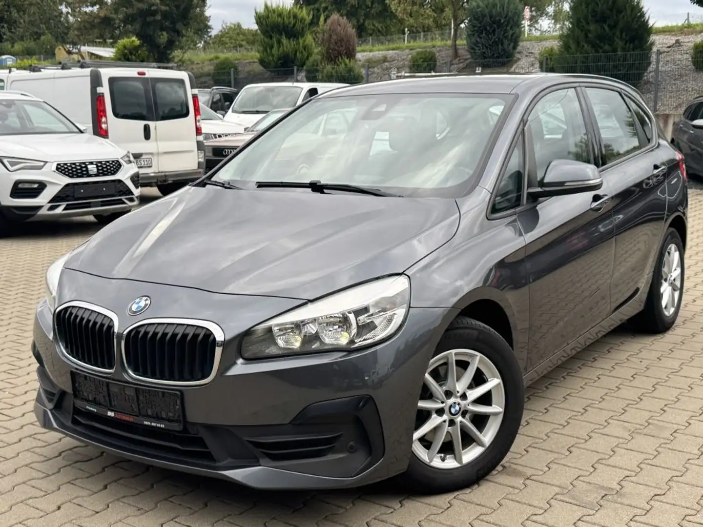 BMW 216 Aut. - 1