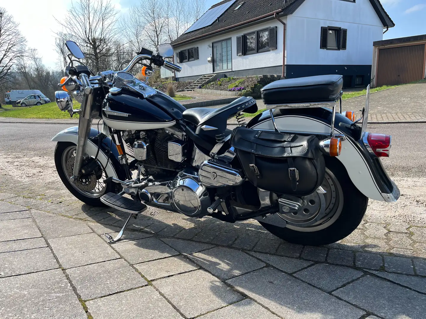 Harley-Davidson Fat Boy FXST Schwarz - 2