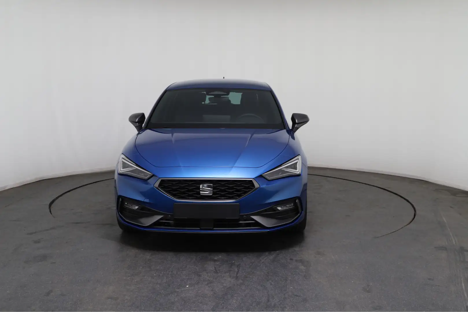 SEAT Leon FR 1.5 eTSI 110kW (150 PS) 7-Gang DSG Blau - 2