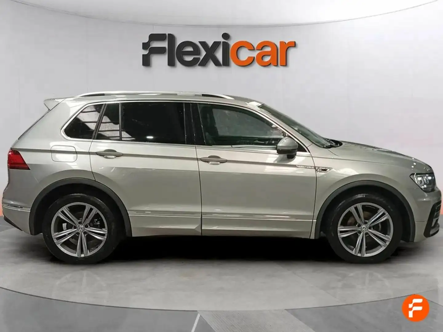 Volkswagen Tiguan Sport 2.0 TDI 110kW (150CV) DSG Amarillo - 2