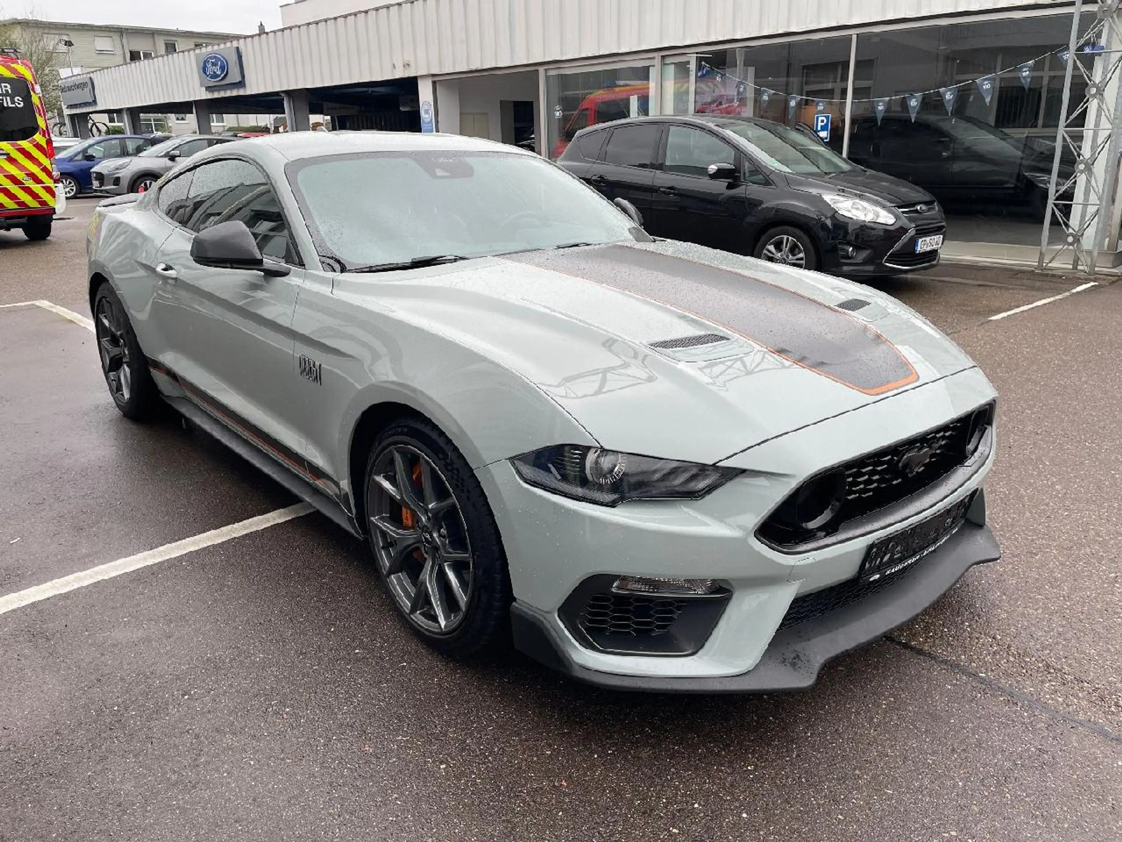 Ford Mustang Mach 1 Fastback — photo 3