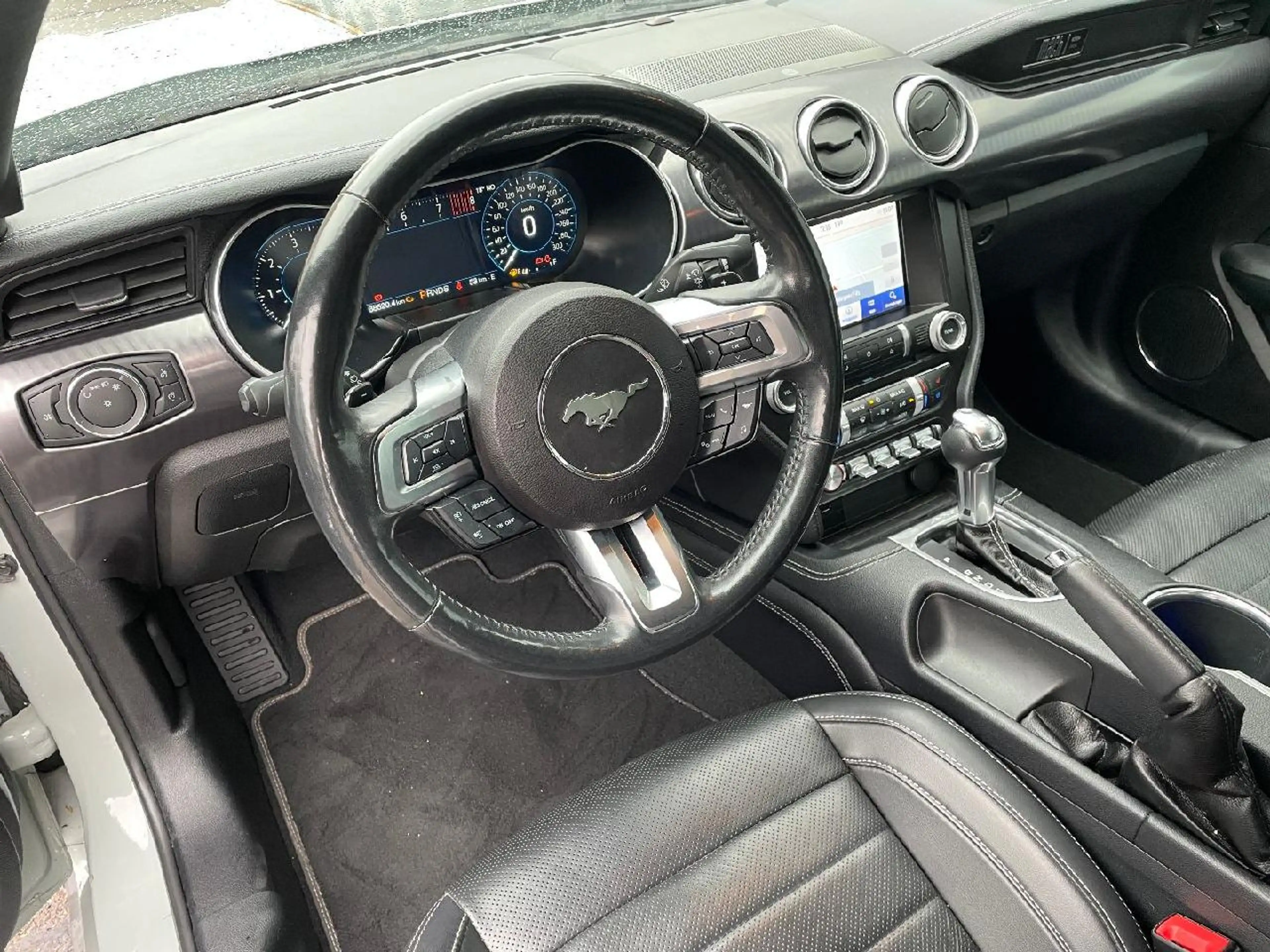 Ford Mustang Mach 1 Fastback — photo 10