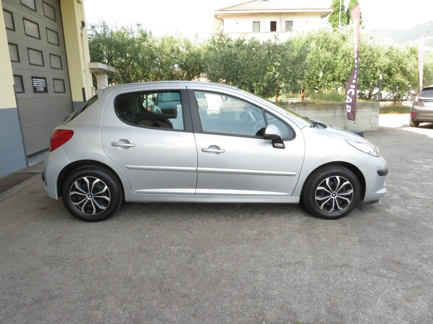 Peugeot 207 1.4 16v X-Line km 76.500 NO CINGHIA A BAGNO D'OLIO - 2