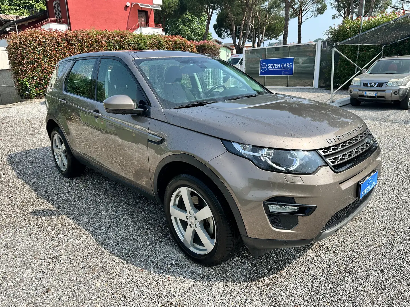Land Rover Discovery Sport 2.0 td4 awd 150cv Manuale Rumore Leggero Motore Marrone - 2