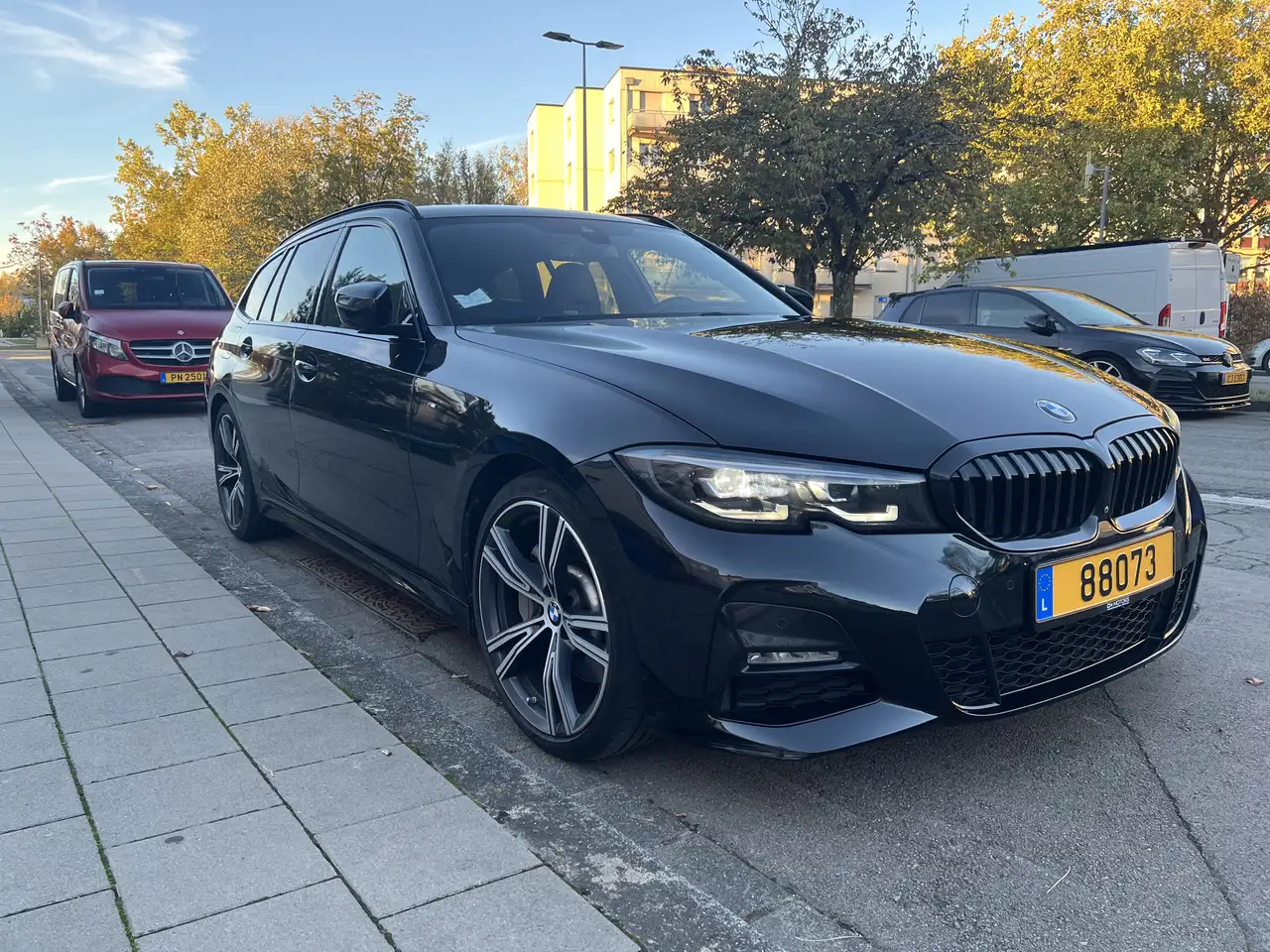 BMW 330