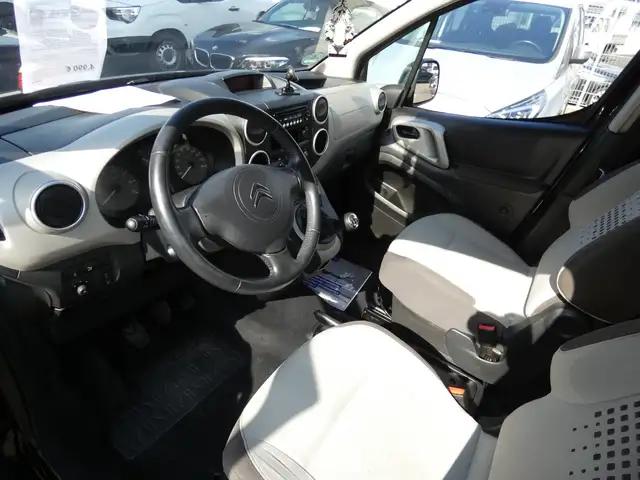 Citroen Berlingo view 14