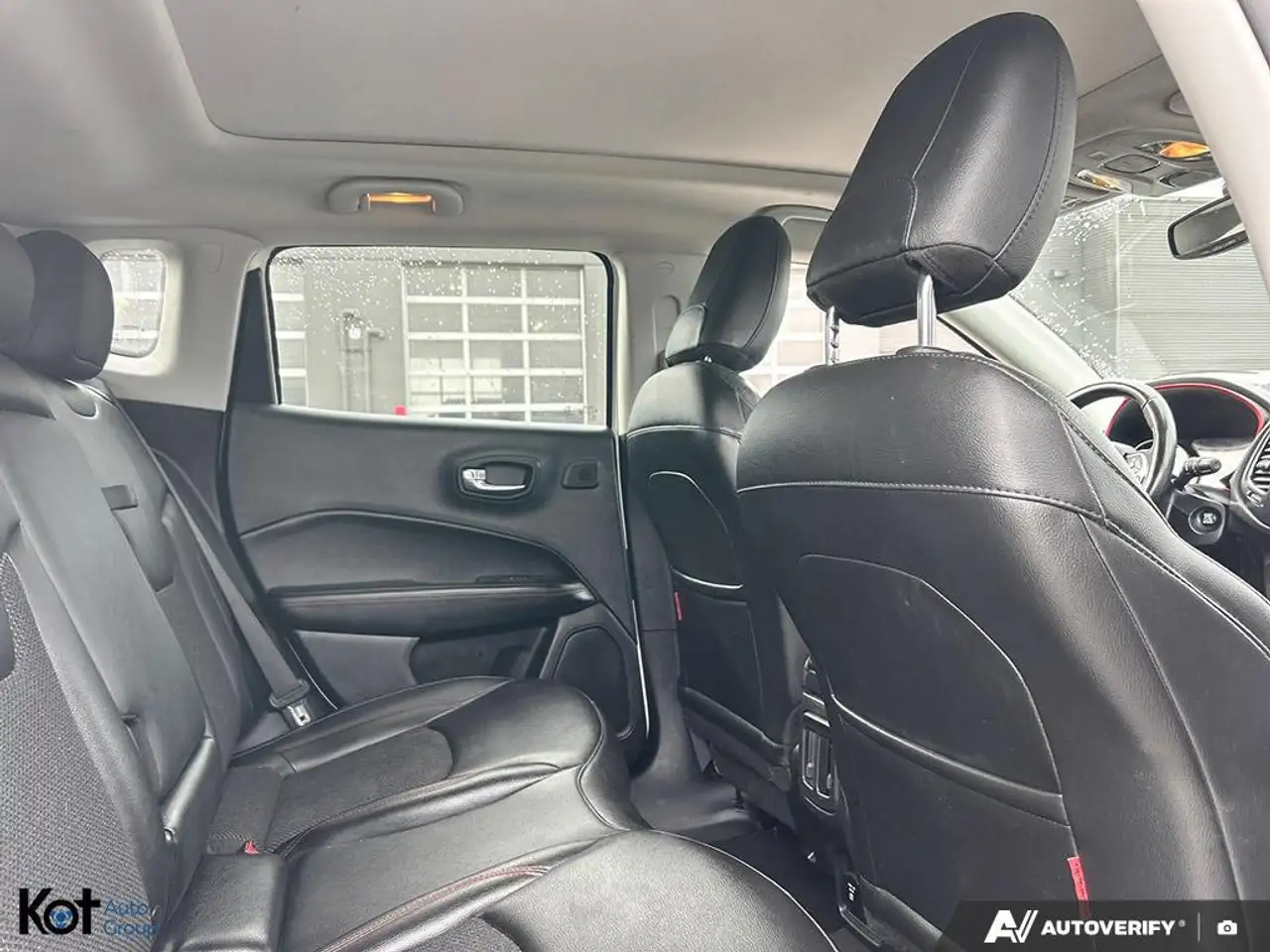 Jeep Compass photo Jeep Compass