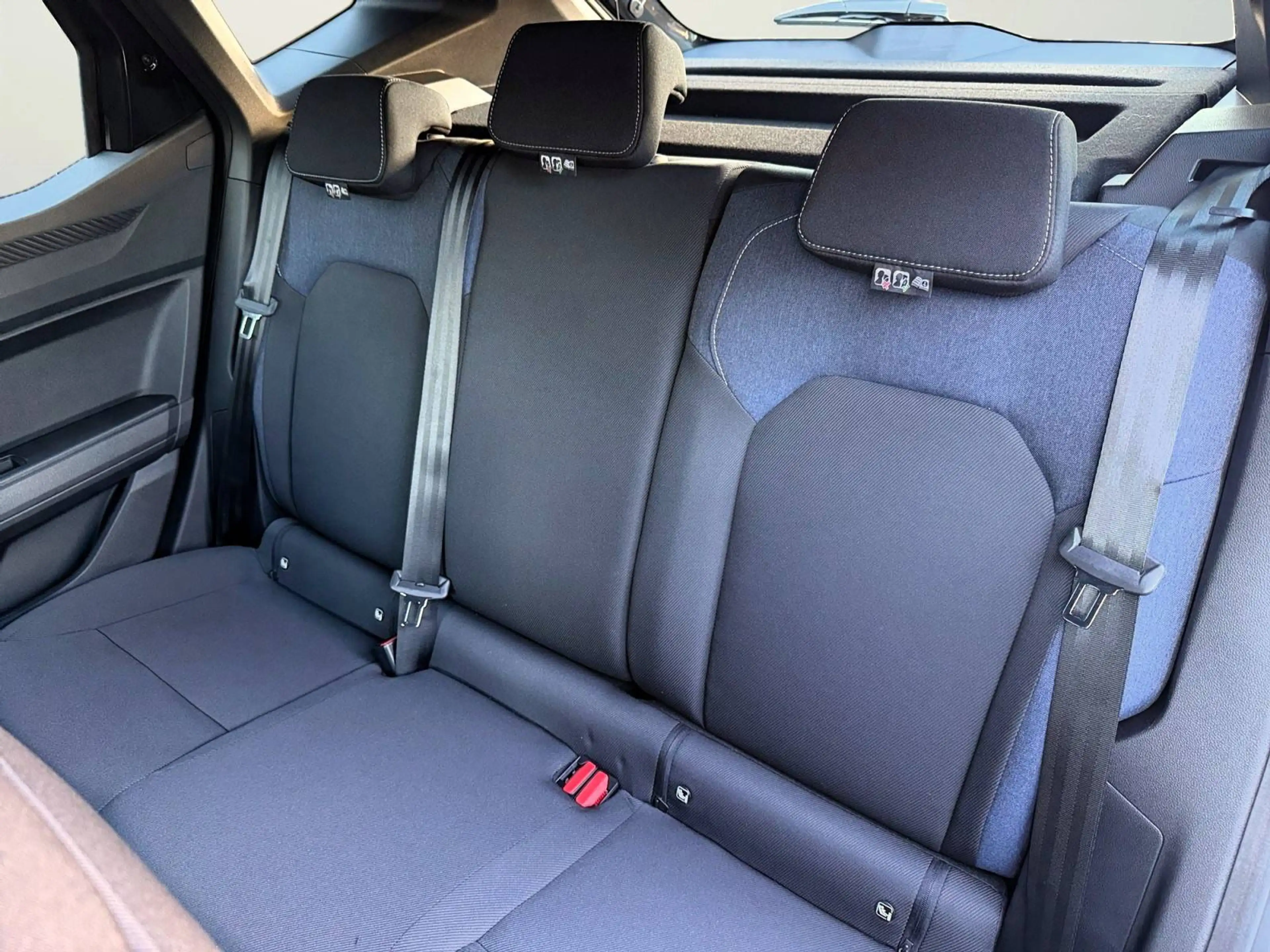 Dacia Duster 1.2*TCE*140PK*6MT*MILDHYBRID*EXPRESSION*COLDPACK*GARANTIE — photo 17