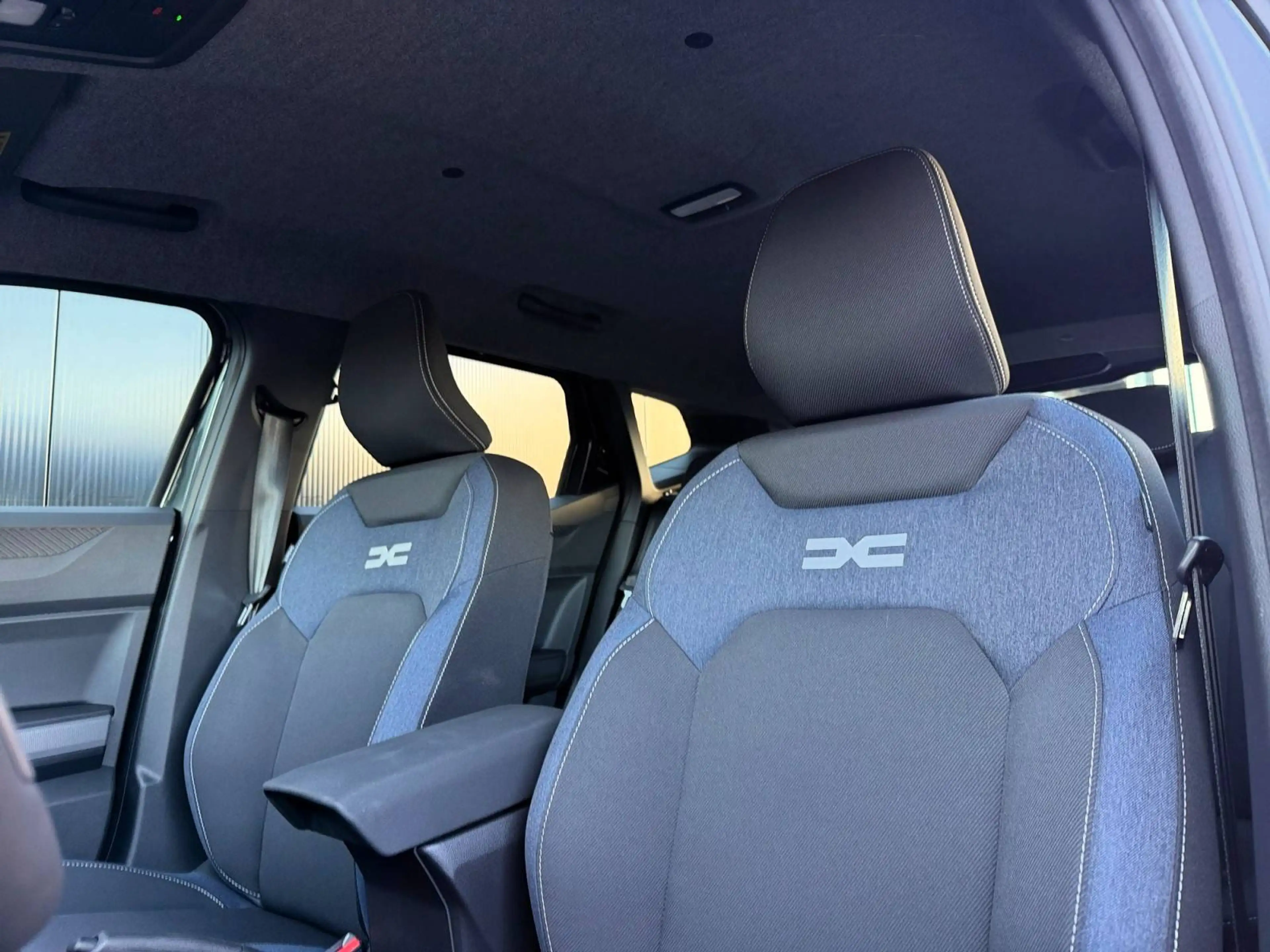 Dacia Duster 1.2*TCE*140PK*6MT*MILDHYBRID*EXPRESSION*COLDPACK*GARANTIE — photo 16
