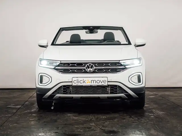 Volkswagen T-Roc view 6