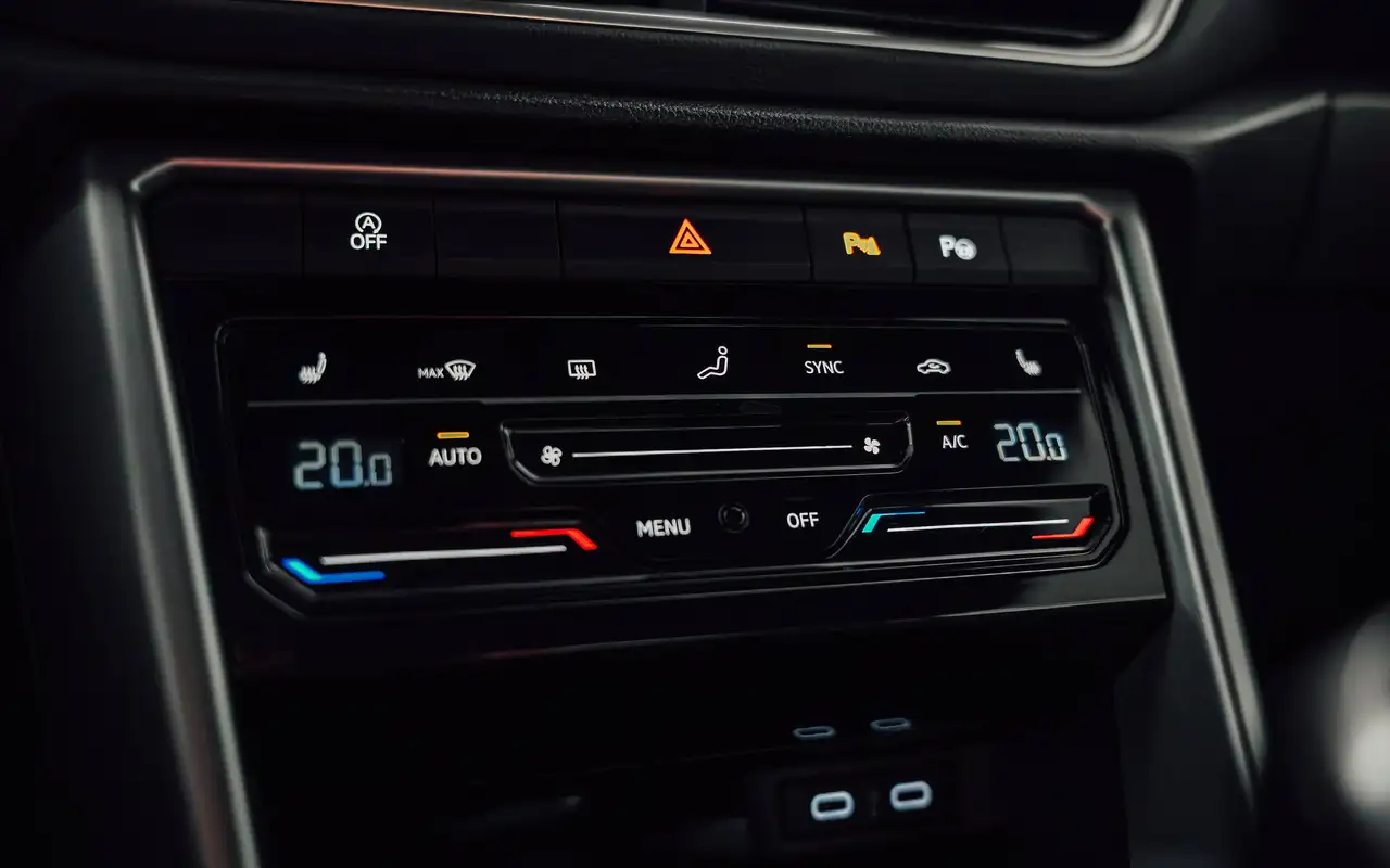 Volkswagen T-Roc Cabriolet 1.0 TSI Style, миниатюра 29